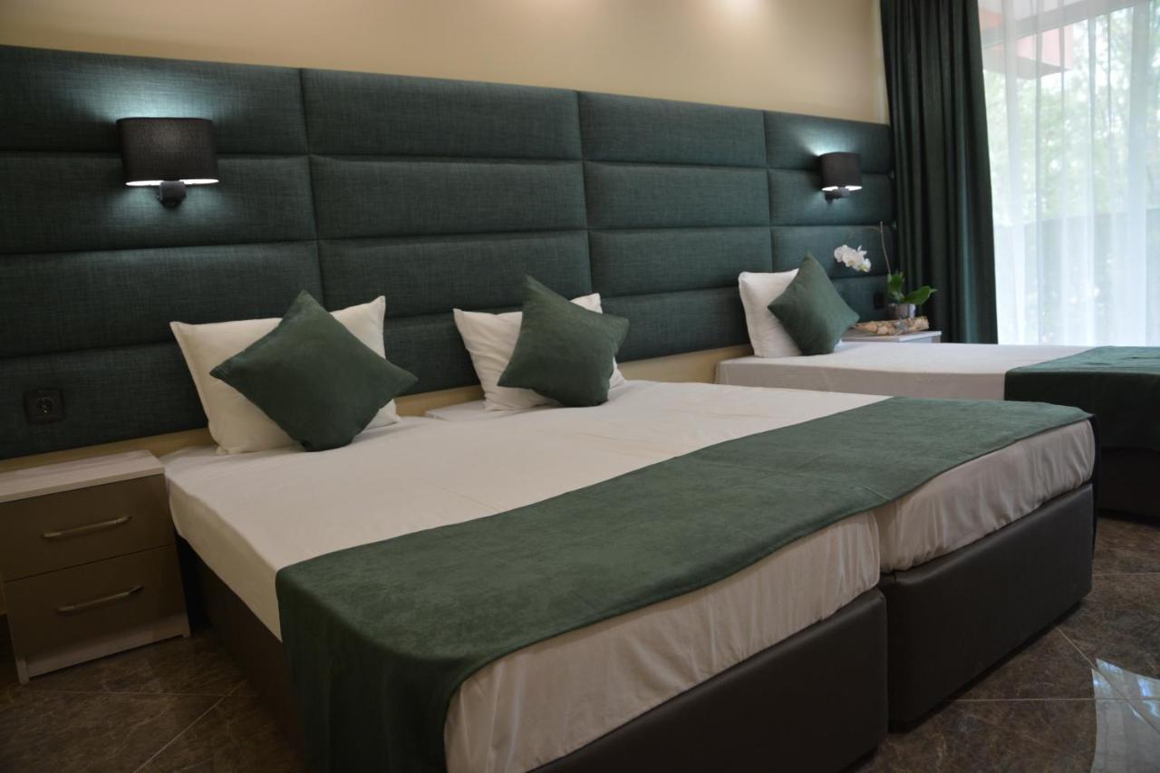 Hotel Neva Kiten  Eksteriør bilde