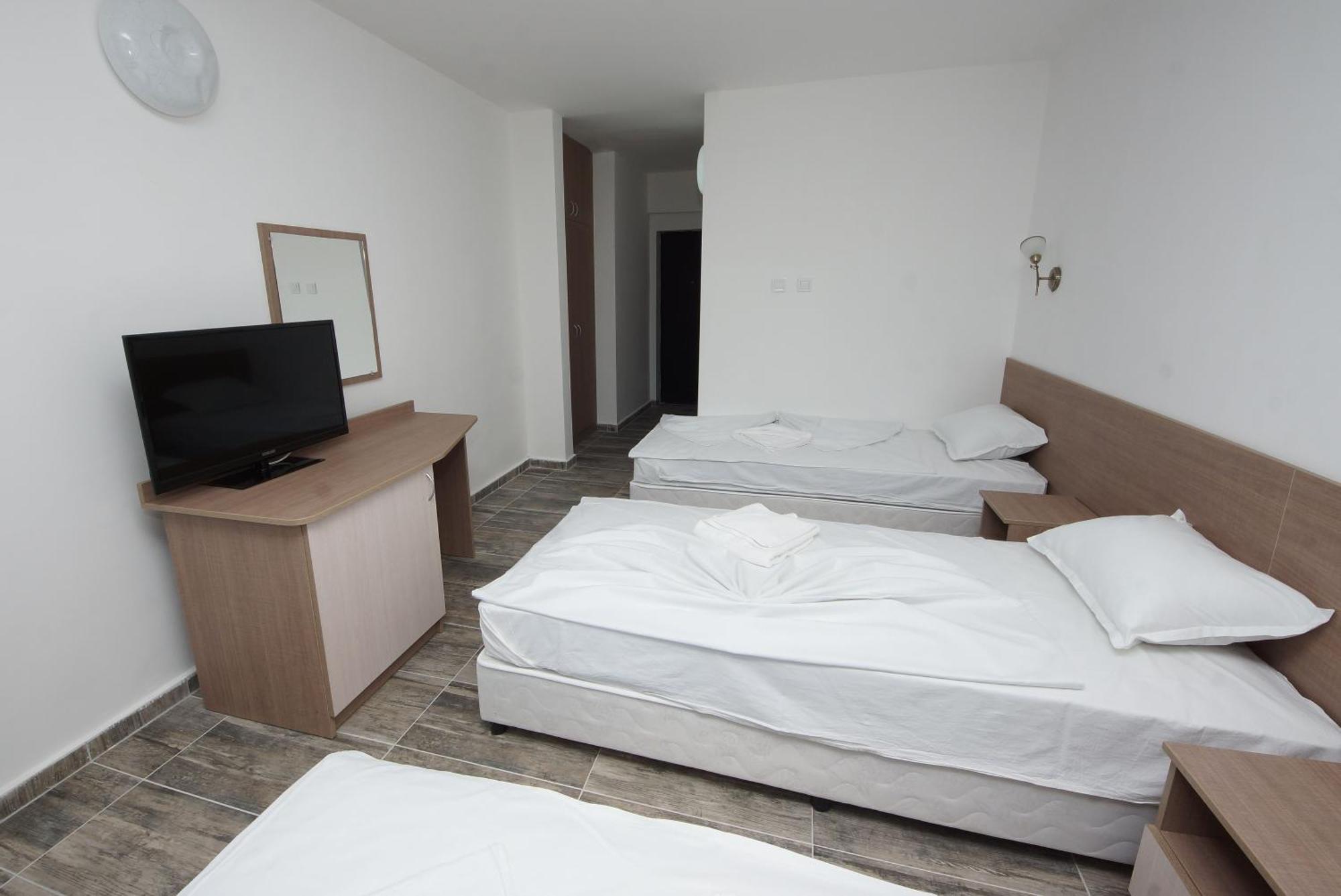 Hotel Neva Kiten  Eksteriør bilde