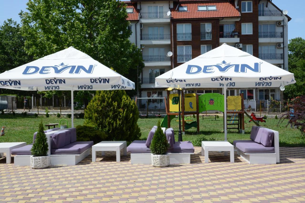 Hotel Neva Kiten  Eksteriør bilde